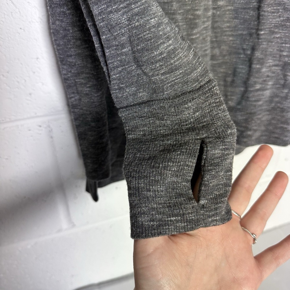 Athleta‎ CYA Pullover Long Sleeve Top Side Slits Size Small - Picture 5 of 5